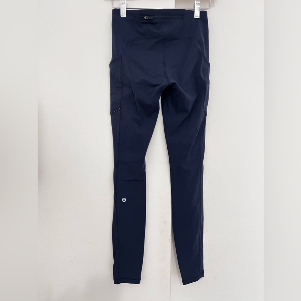 Lululemon Swift Speed High-Rise Tight in Midnight Blue size 4
